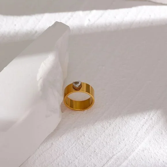 New 18K Gold Plated Solitaire Diamond Heart Ring - Picture 5 of 11